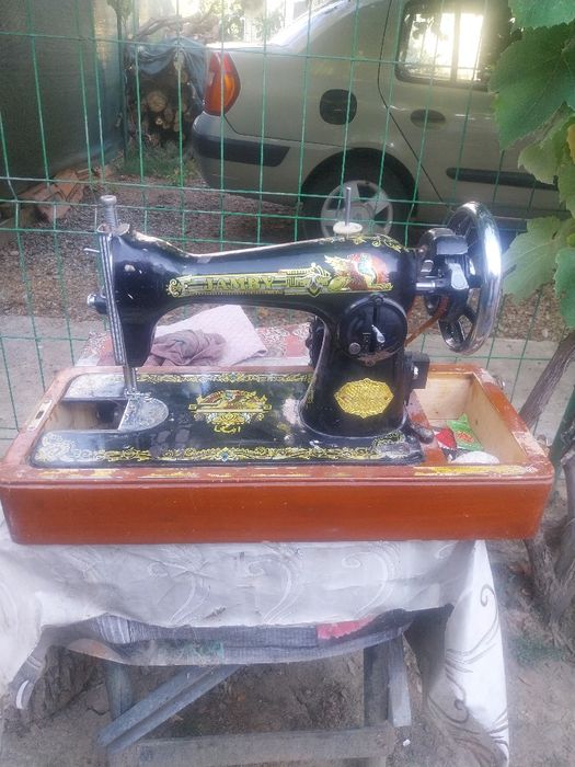 Vândă masină  de cusut