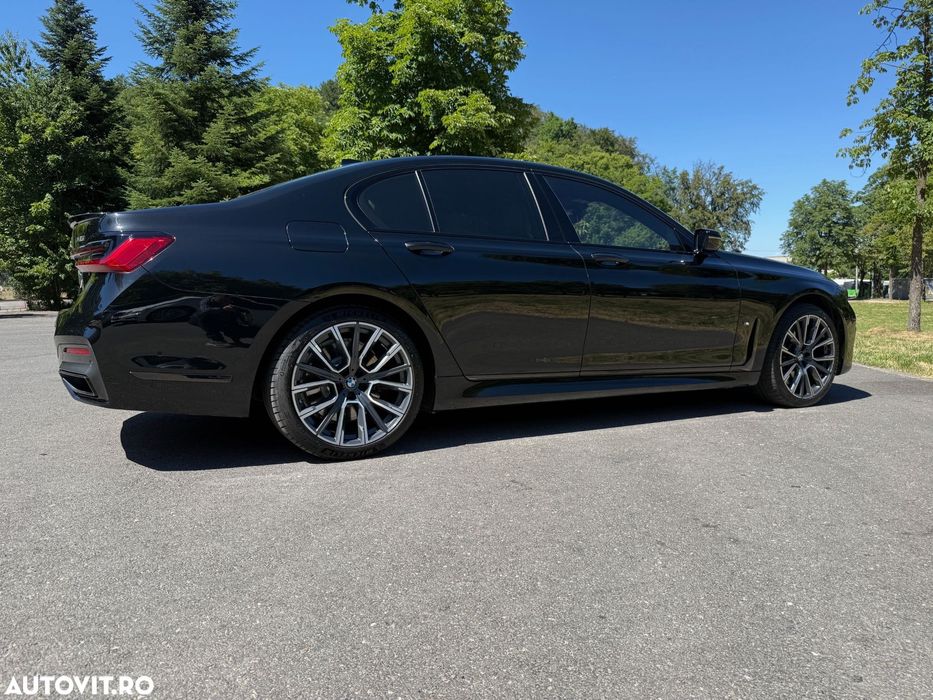 BMW 750Li xDrive • V8 • Masaj • Night Vision • Garanție 2026