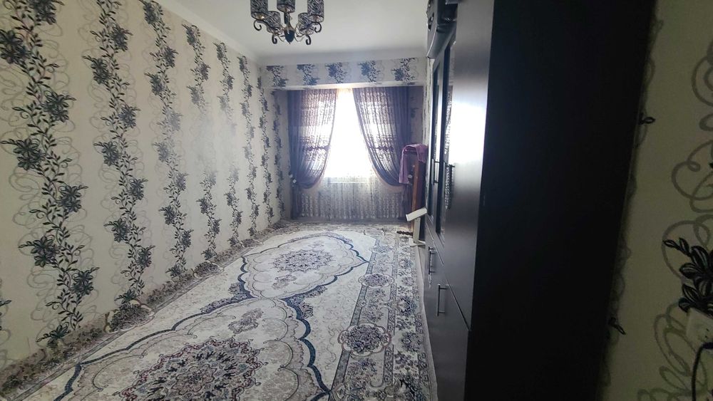 Ko`p qavatli uydagi xonadon