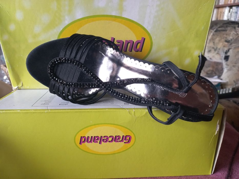 Дамски официални сандали