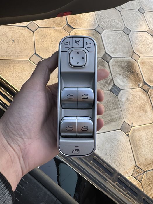 Блок управления стеклоподъемника GIs