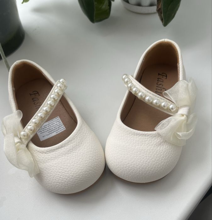 Туфельки для девочки, 25 размер.