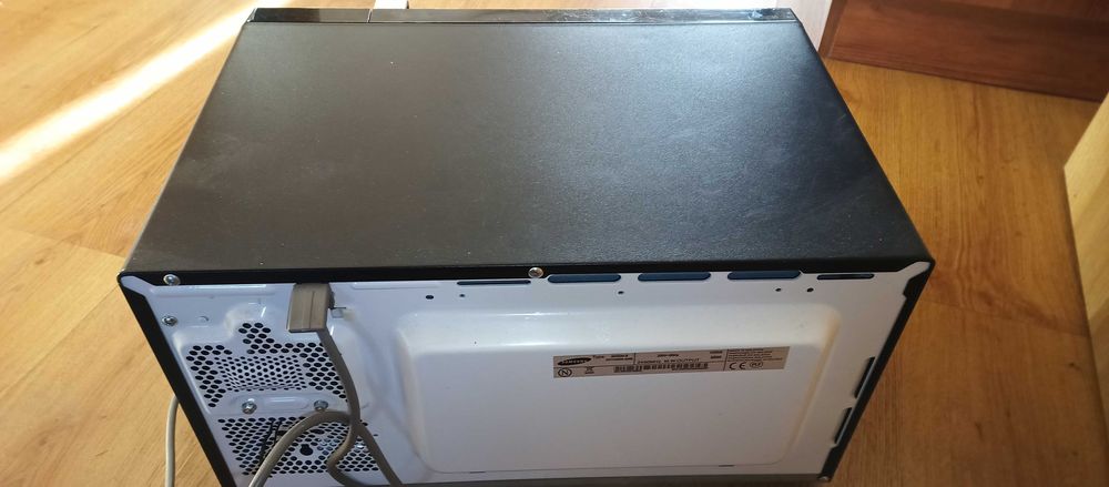 Микровълнова фурна Samsung MW73BN