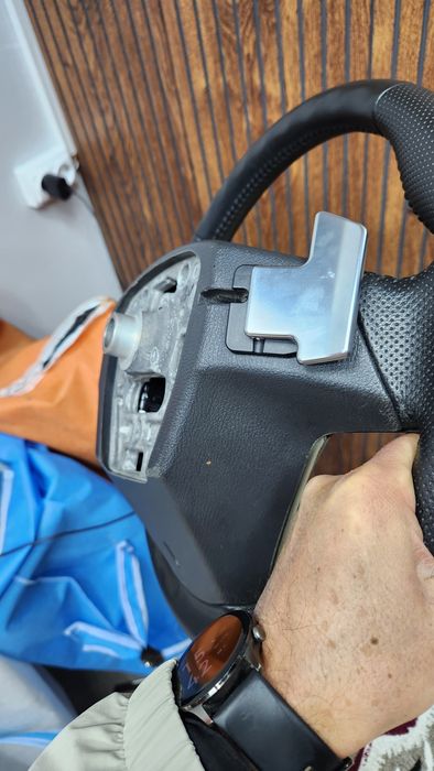 Hitoy H6 rul. Lipistoklari bor.