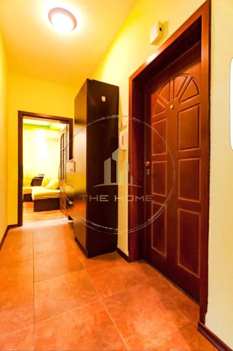 Дава се под наем Тристаен апартамент в Варна, Базар Левски - 65 кв.м за 550 € - Снимка #3