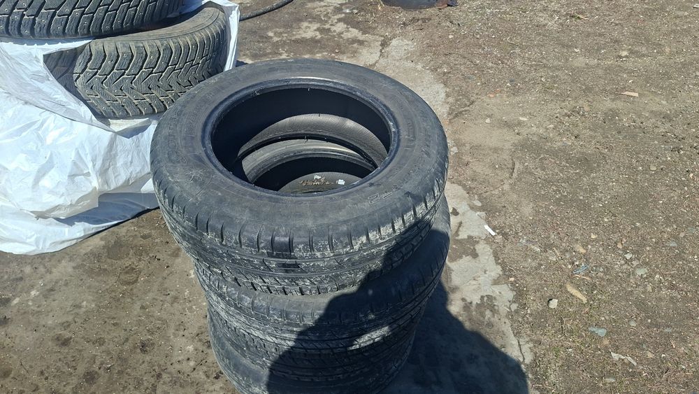 Продам резину кордиант 195/ 65/ 15  два балона  в хорошем  состоянии