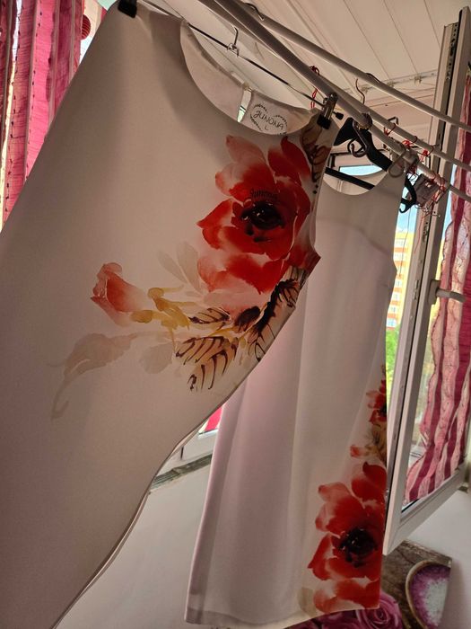 Продамам дамски рокли