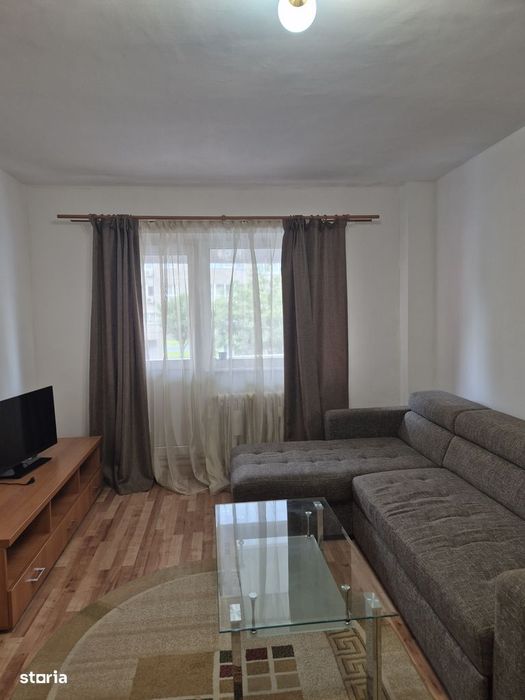 Apartament 2 camere de închiriat în Centrul Nou