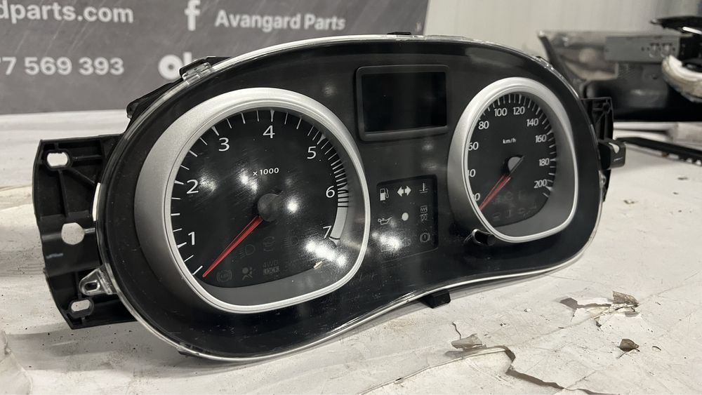 2 броя километраж Dacia Duster 2012-