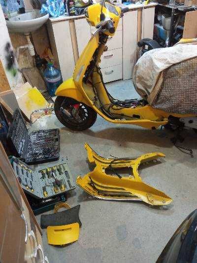 Сервиз за скутери и мотори Vespa,Kymco,Piaggio,Yamaha,Kawasaki,Ducati.