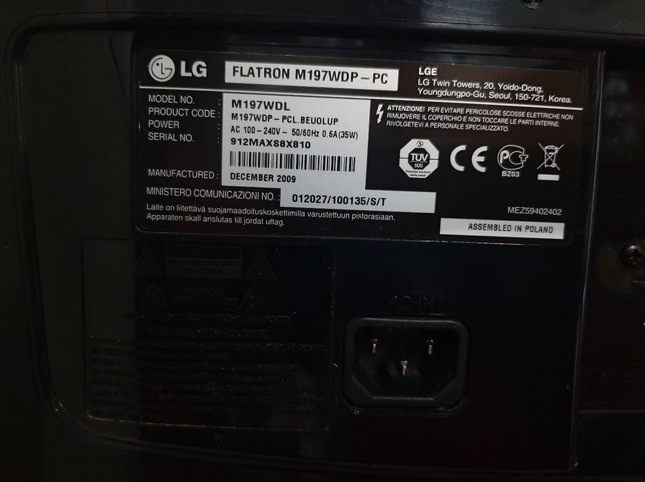 Televizor LCD monitor LG 19 inch (diagonala 48)