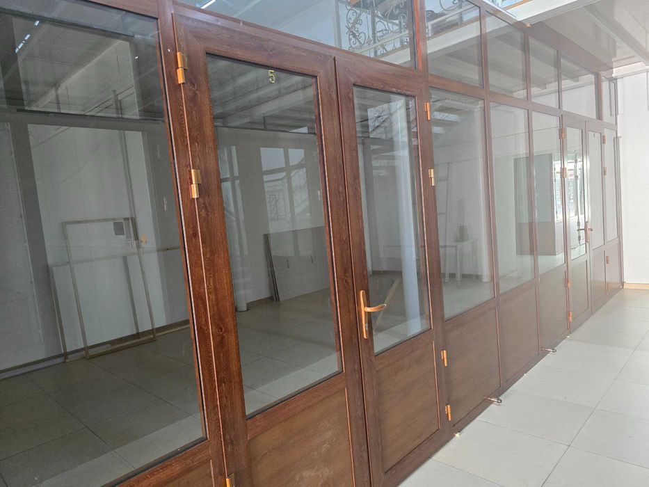 Сдаются новые магазины на Буз Базаре (от 20 м²)