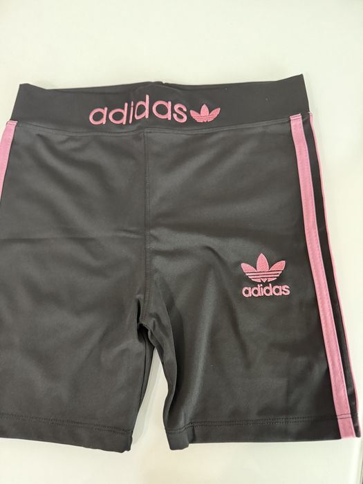 Vand (colanti)pantalon scurt Adidas noi  35 lei