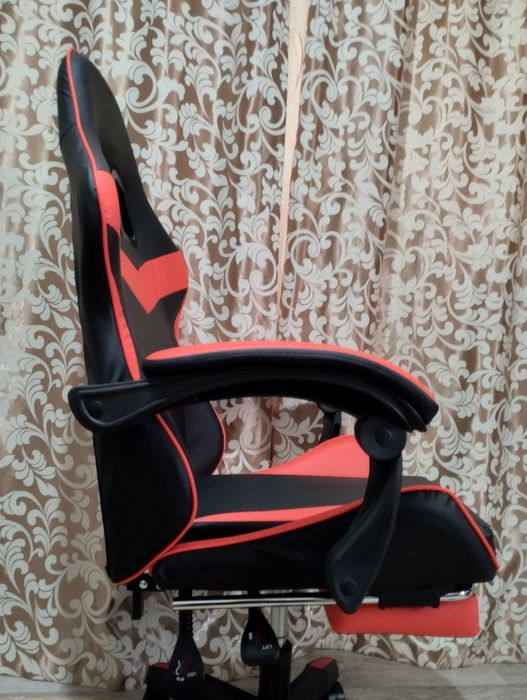 Продам игровое кресло