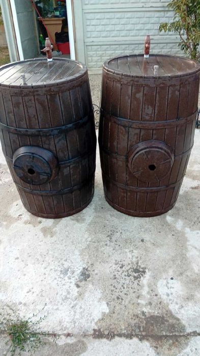 2 butoaie plastic alimentar 200 L