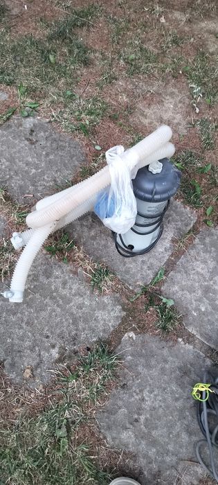 Vând Filtru piscina