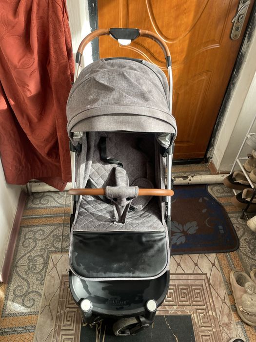 продам коляску прогулочную