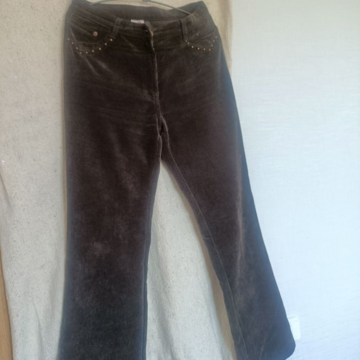 Микровельветовые брюки