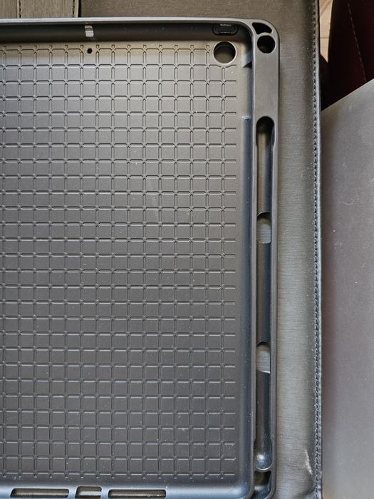 Активен калъф за iPad 10.2" с Apple Pencil (7th, 8th, 9th Gen)