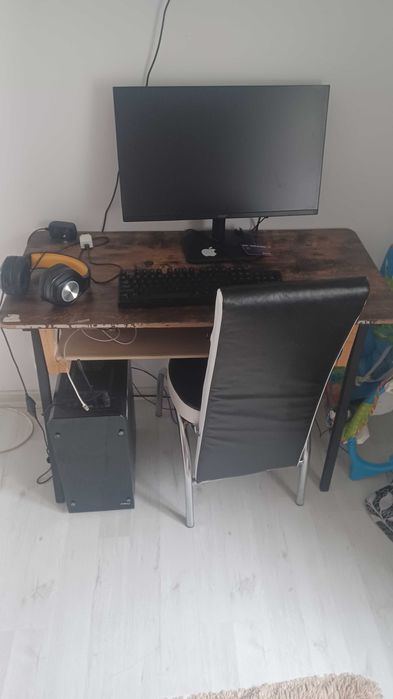 Pc gaming cu toate componentele
