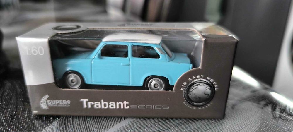 Колекционерска метална количка TRABANT 601
