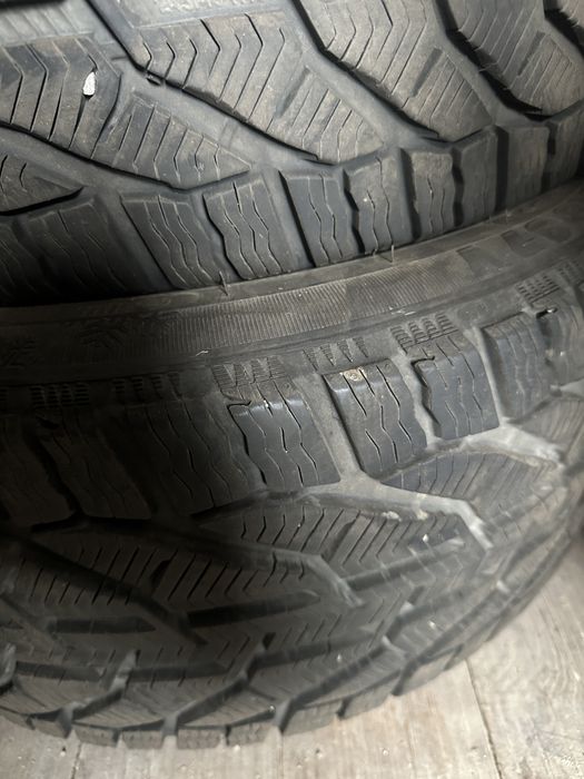 Зимни гуми Kormoran 245/40/18