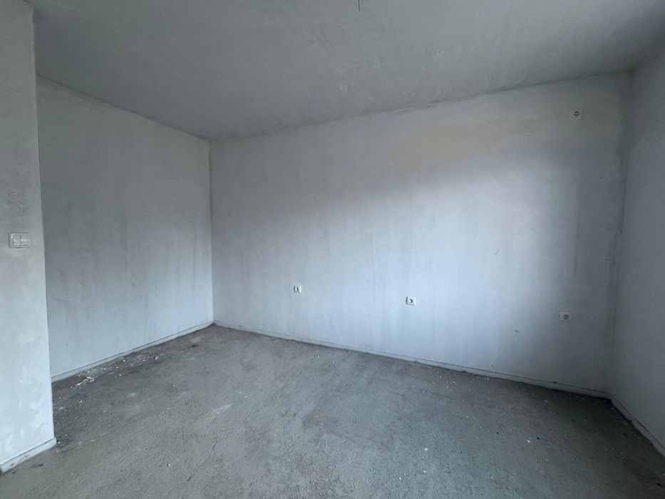 Продава се Тристаен апартамент в Търговище, Център - 82 кв.м за 684 €/кв.м - Снимка #5