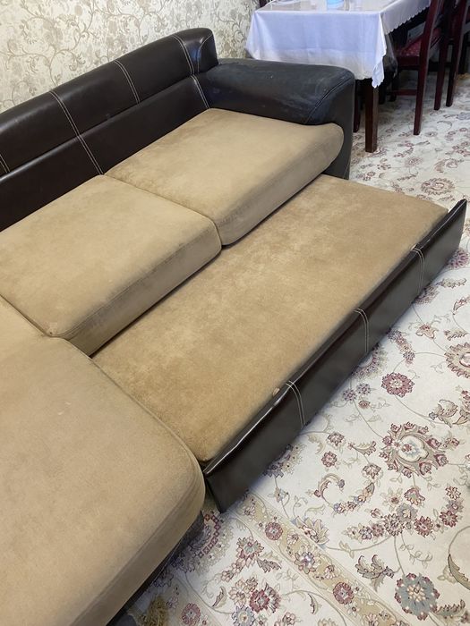 Диван угловой
