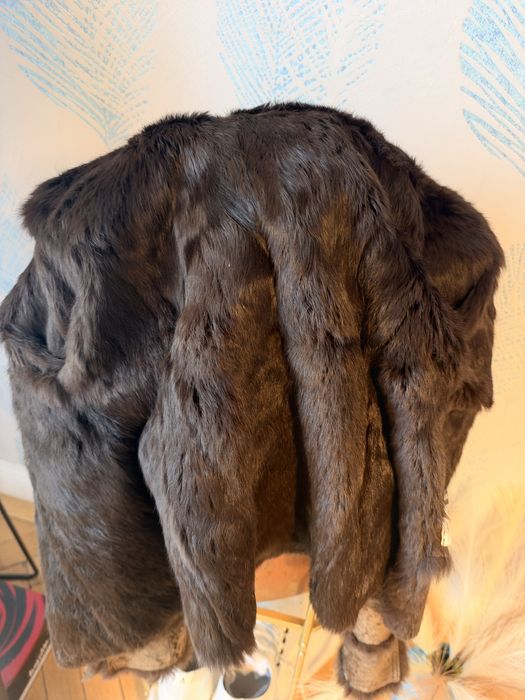 Geacă elegantă din blană, maro, cu guler