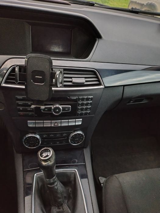Mercedes C220 CDI 2012 • Distribuție + Ambreiaj schimbate • Motor 2.2 Diesel