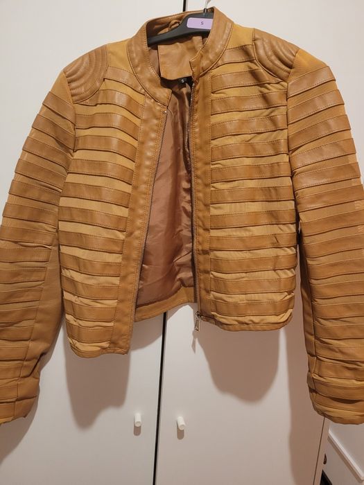 Geaca de imitatie piele  maro femei