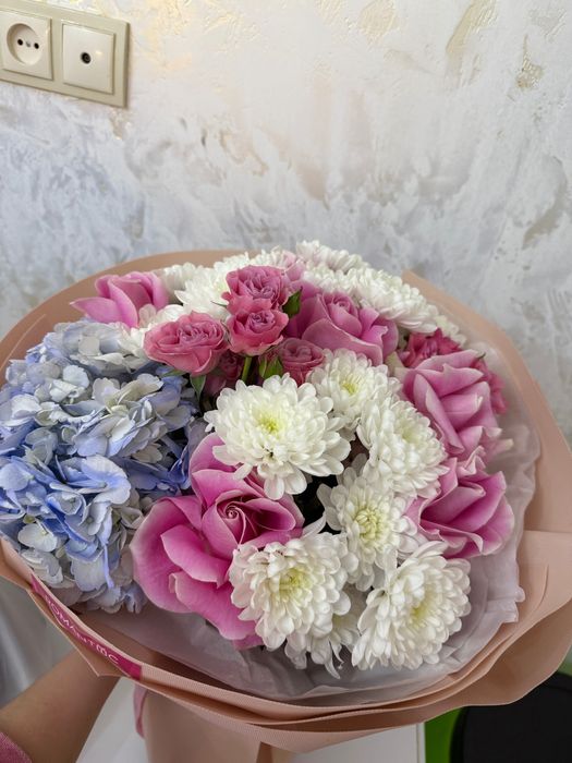 Жаңа ғана келген гүл сатамын