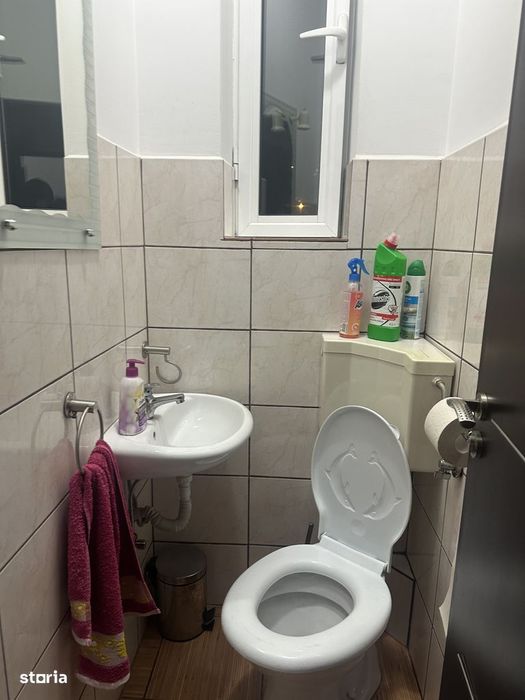 Campina - ultracentral - casa + Spațiu comercial - 215000 Euro