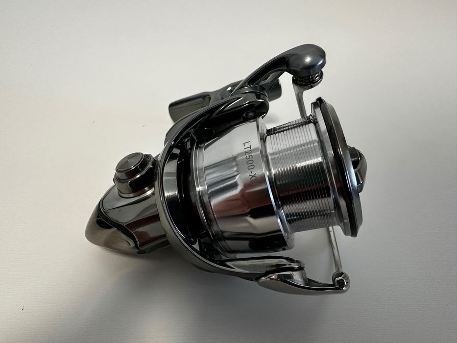 Daiwa Exist LT 2500-XH Noua Exist 22 LT2500-XH