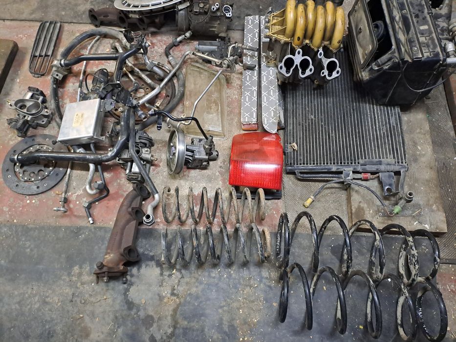 Продам  запчасти ауди 2.6