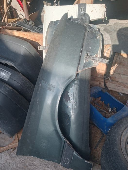Продам диски на Ауди 80 и много что