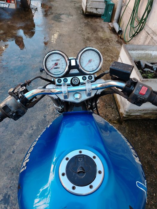 На части Kawasaki zr 750, Кавазаки зр 750