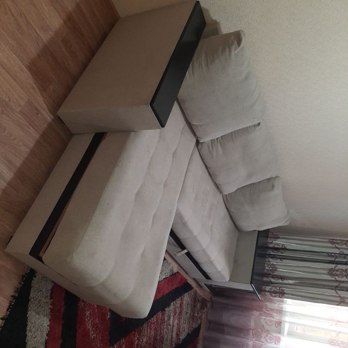 Диван для гостиной