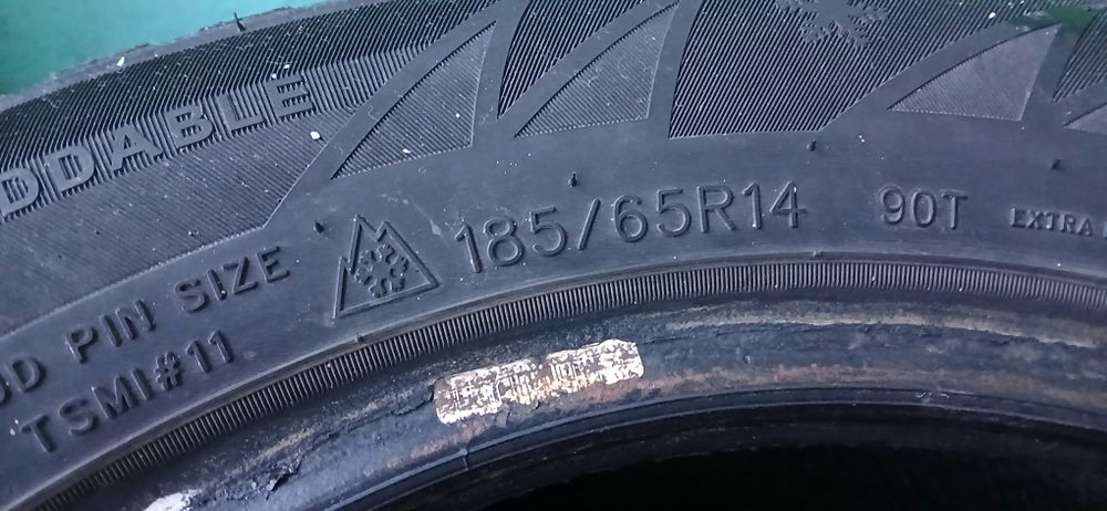 Зимние шины 185/65/14 Sailun