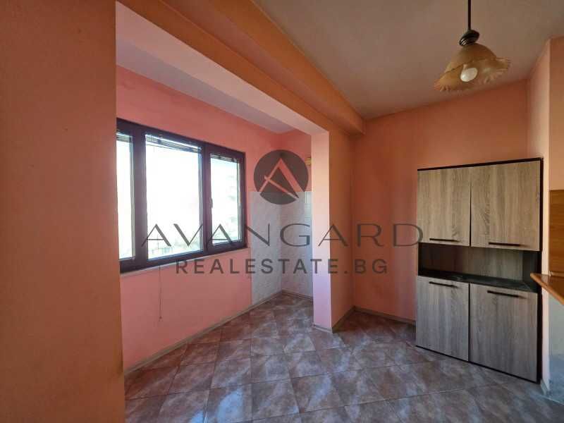 Продава се Двустаен апартамент в Пловдив, Кючук Париж - 60 кв.м за 987 €/кв.м - Снимка #4