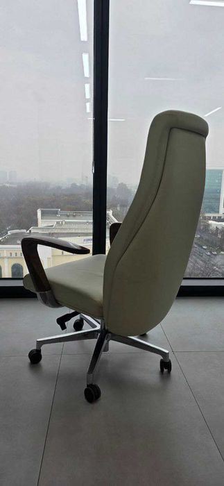 Продается кресло