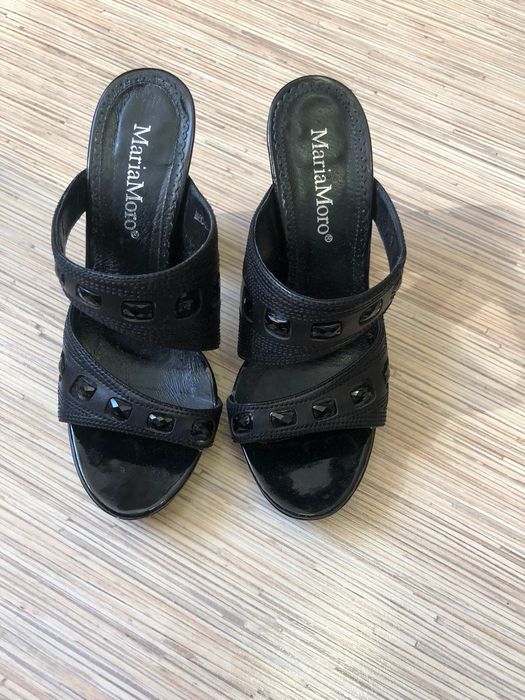 Продам женскую обувь