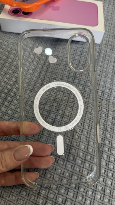 Продам iPhone 16 plus