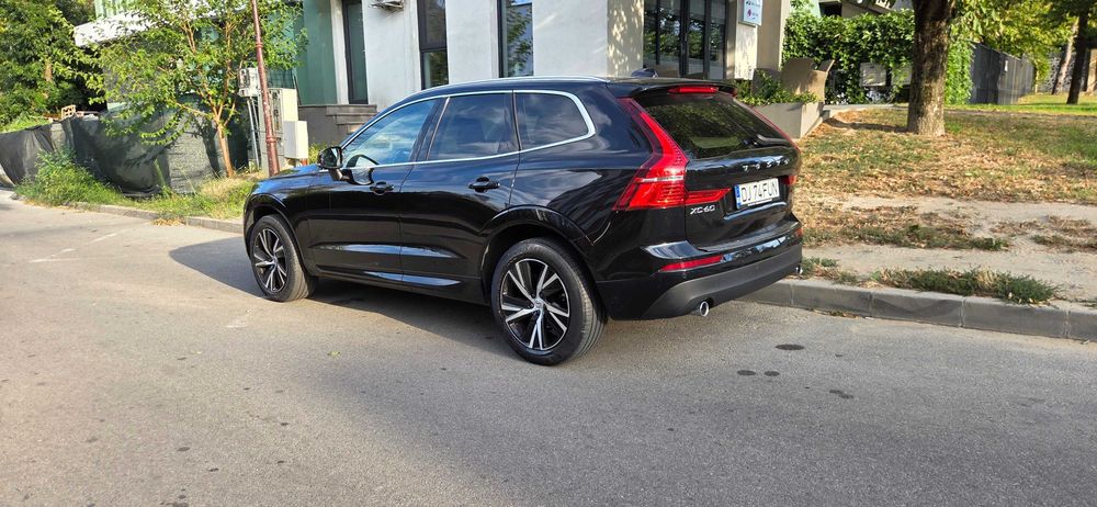 VOLVO XC 60 / 2020 / 122.526 KM