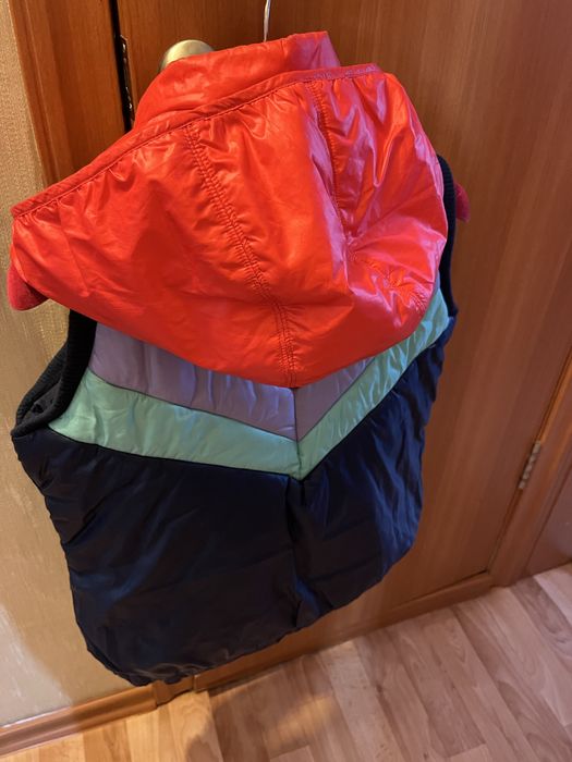 Безрукавка адидас