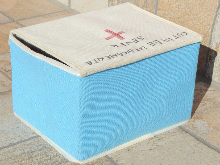 Cutie utilitara depozitare din carton acoperit cu panza textila