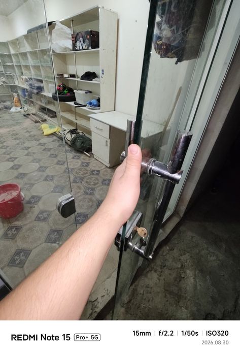 Shisha oynali eshik