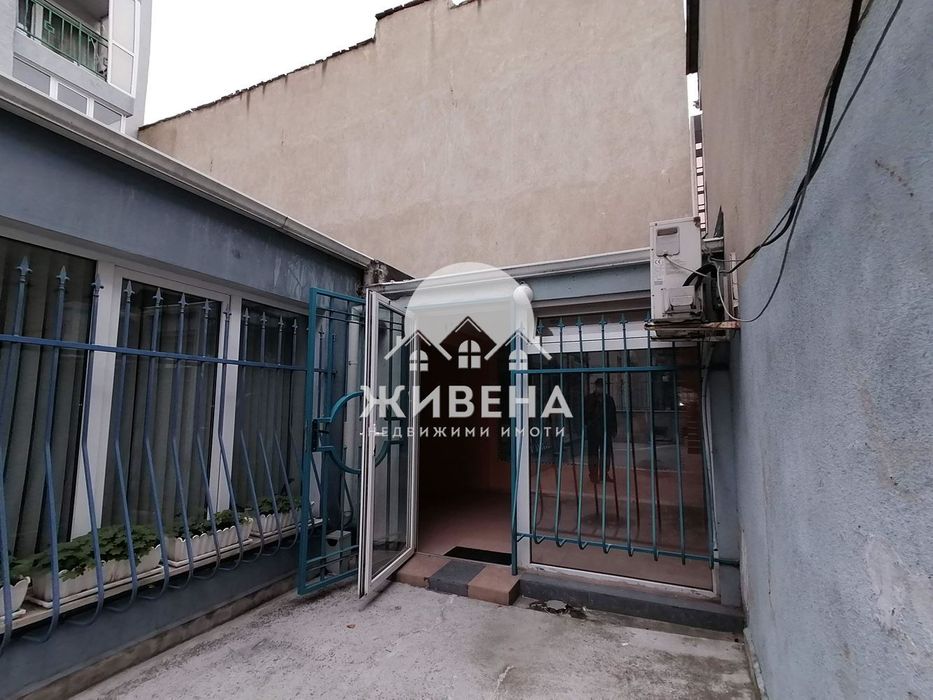 Помещение / Офис под наем до Община Варна