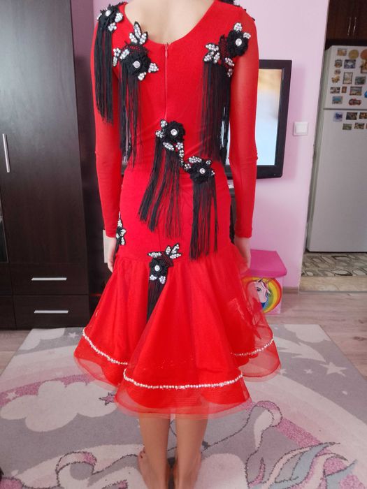 рокля за спортни танци-латина