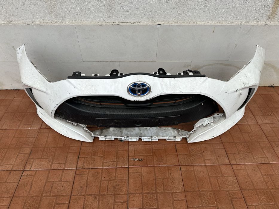 Предна броня Toyota Yaris 21